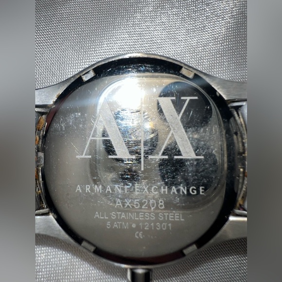 Watch - Picture 8 of 9